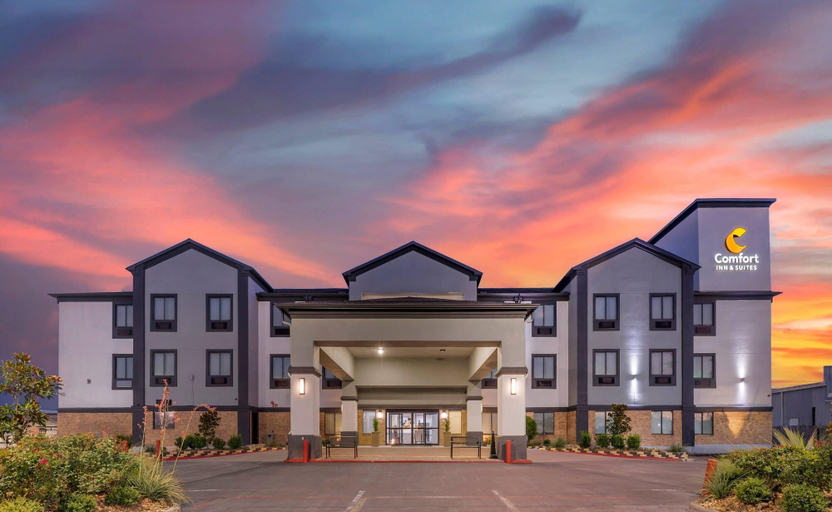 Exterior & Views 2, Comfort Inn & Suites Schulenburg, Fayette