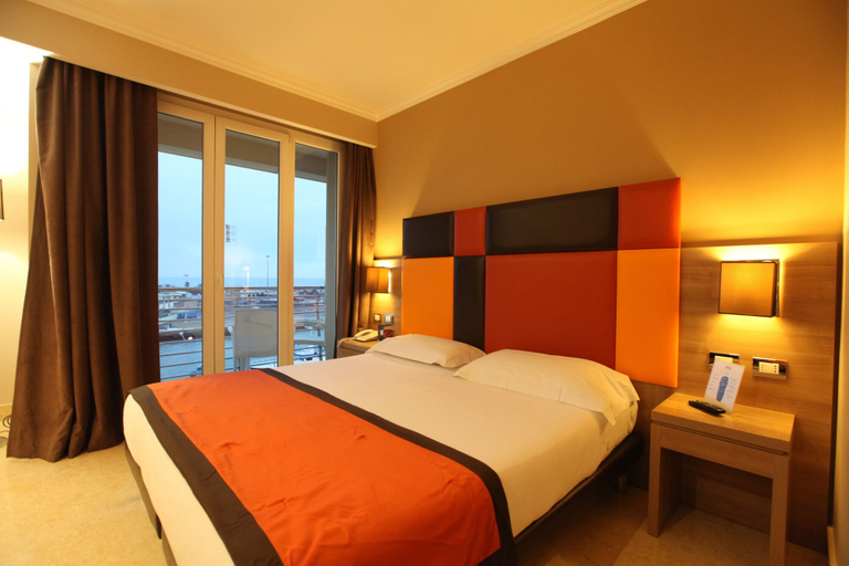 Bedroom 3, Hotel Tiber Rooftop & Wellness, Rome