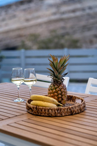 Food & Drinks 5, Theasis Luxury Cave House, With Sea & Cave View, Faistos