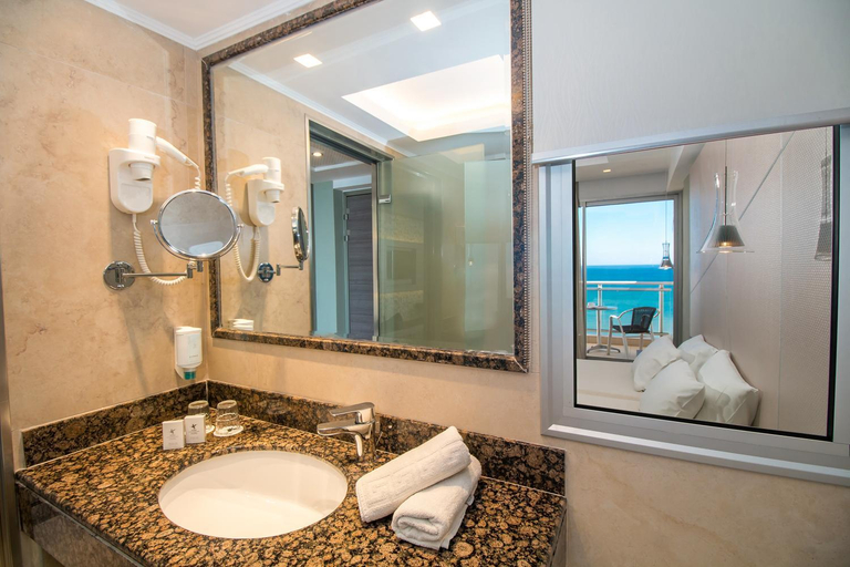 Bathroom 5, Pegasos Deluxe Beach Hotel, South Aegean
