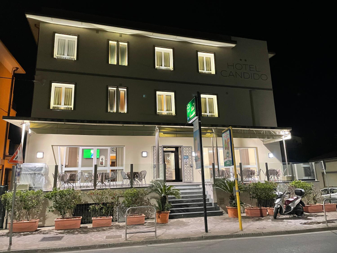 Exterior & Views 2, Hotel Candido, Imperia