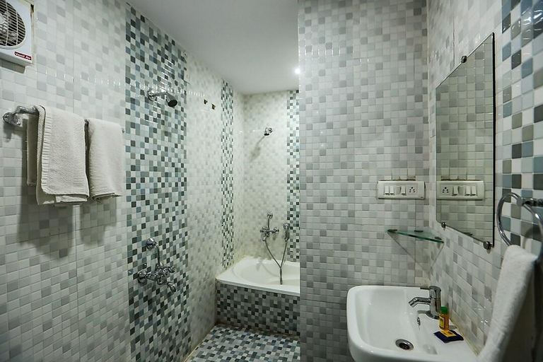Bathroom 4, Hotel Bharat Regency, Bhopal