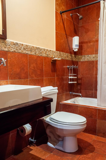 Bathroom, Hotel Calle Angosta, Cuenca