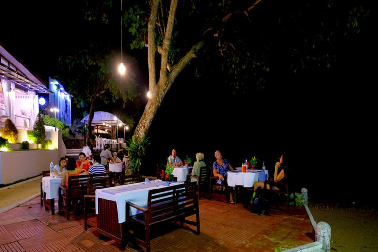 Food & Drinks 3, Kohngai Cliff Beach (formely Chateau Hill Resort), Ko Lanta