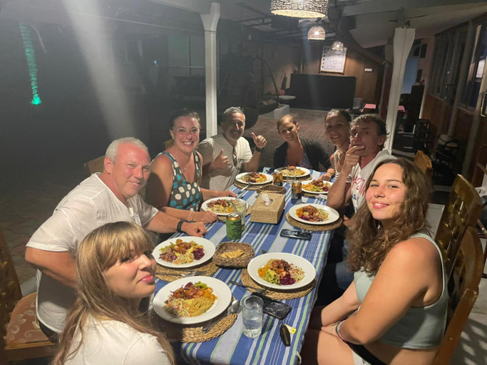 Food & Drinks 4, Kenno's Korner, Weligama