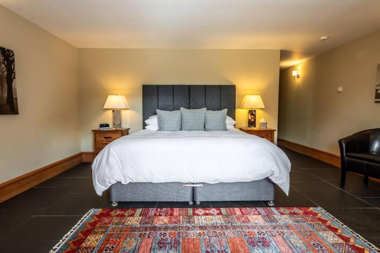 Bedroom 2, Assynt House - Exclusive Use Holiday House, Highland