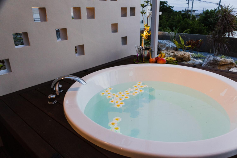 Bathroom 4, Cy MOTOBU, Motobu