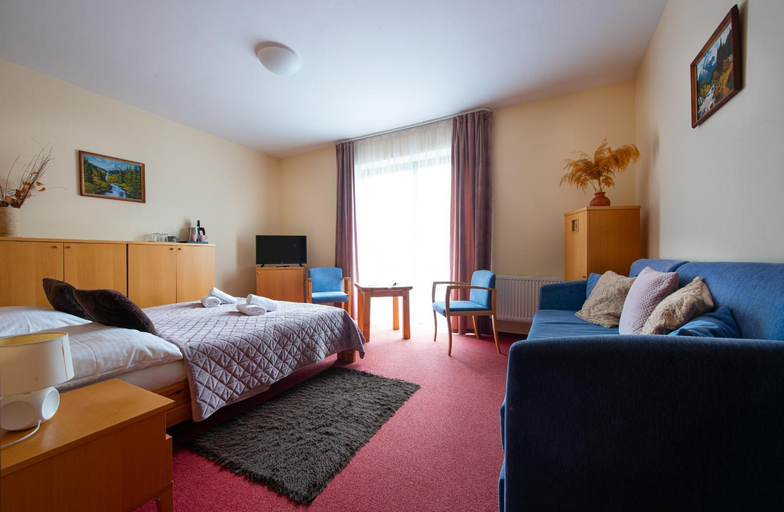 Others 5, Vila Park, Poprad
