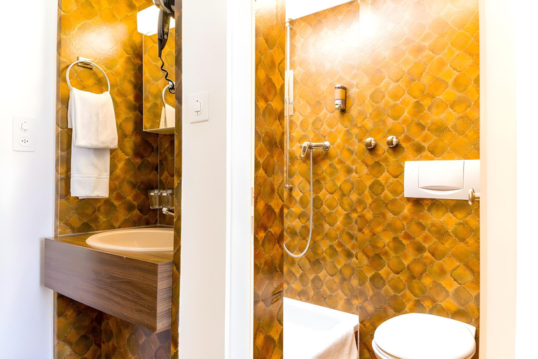Bathroom 4, Hotel Rheinfelderhof, Basel