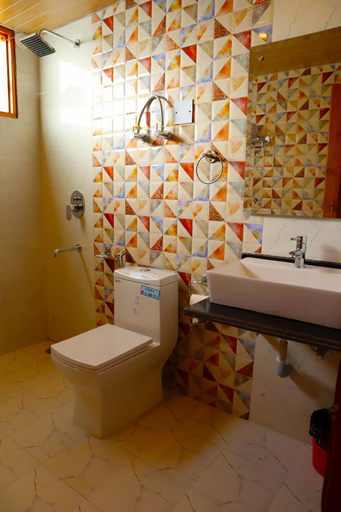 Bathroom, HOTEL MARINA HEIGHTS, Kullu