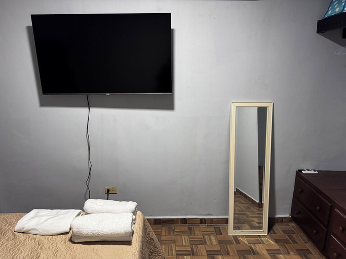 Room 4, Peace N' Green, David