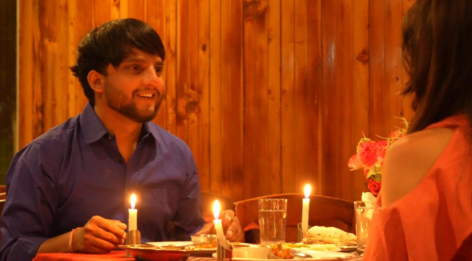 Food & Drinks 4, Pine Grove, Kullu