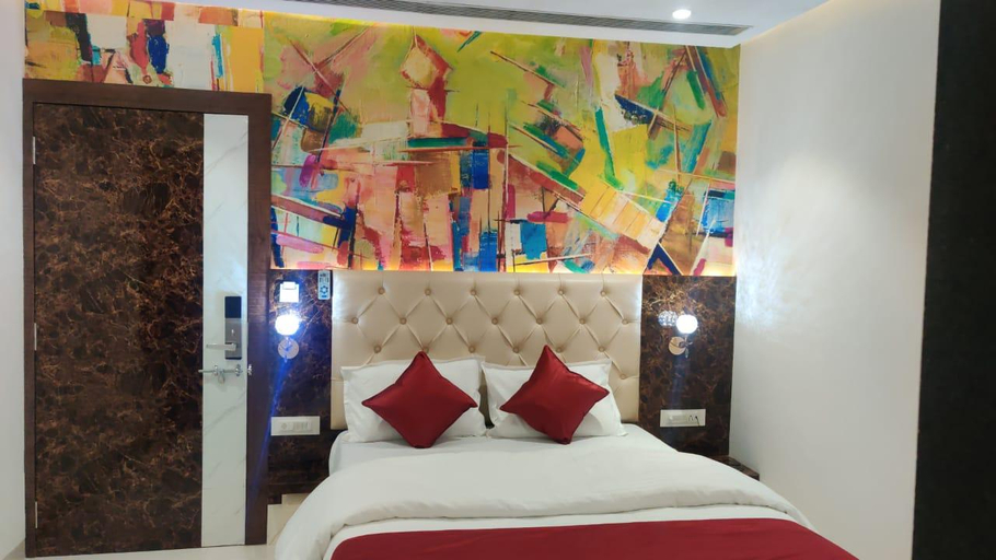 Others 4, Hotel Relax, Bhopal