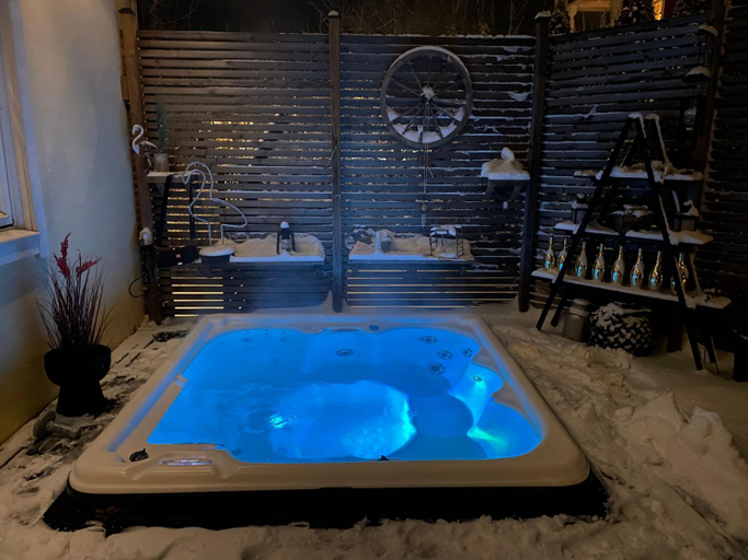 Sport & Beauty 5, Prinsgarden B&B rum stugor, Mora