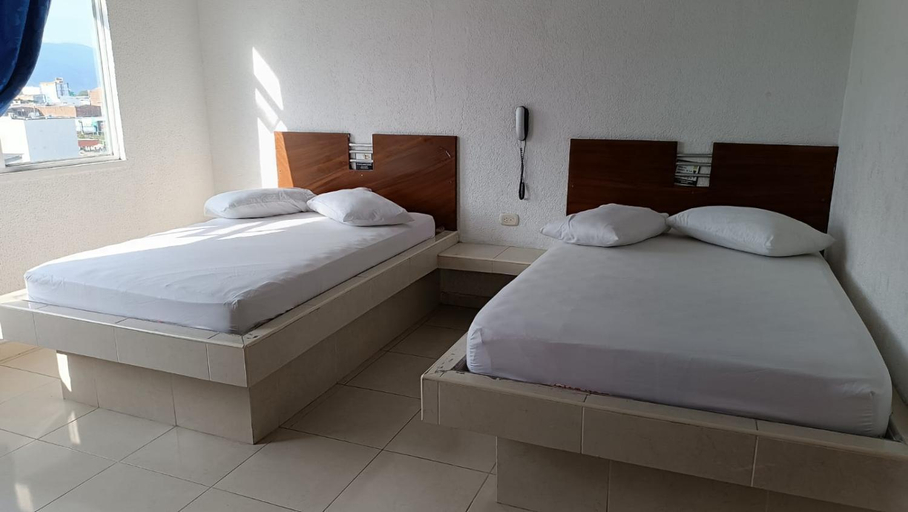 Bedroom 2, Hotel Ibiza, Armenia