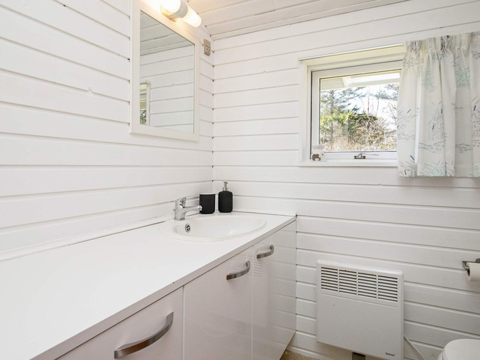 Bathroom, 5 Person Holiday Home in Albaek, Frederikshavn
