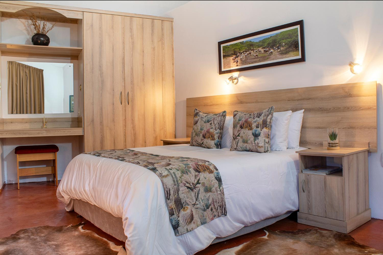 Bedroom, Rorke's Drift Bed & Breakfast, Umzinyathi