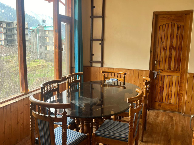Public Area, Mrikula cottage, Kullu