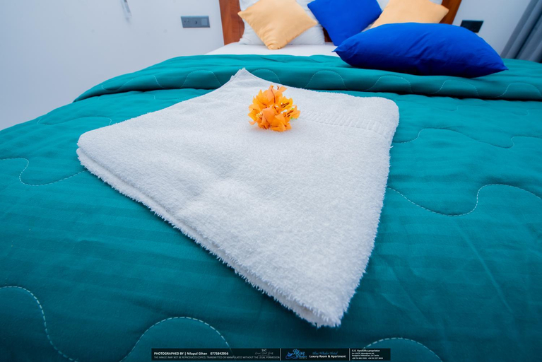 Bedroom 2, BLUE WHALES HOTEL, Hikkaduwa