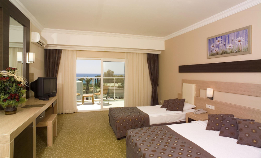 Bedroom 3, Telatiye Resort Hotel, Alanya