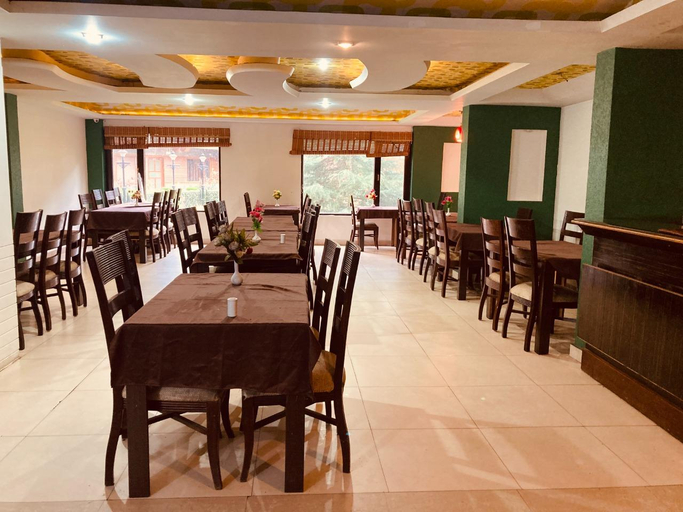 Food & Drinks 3, Hotel Daffodil, Kullu