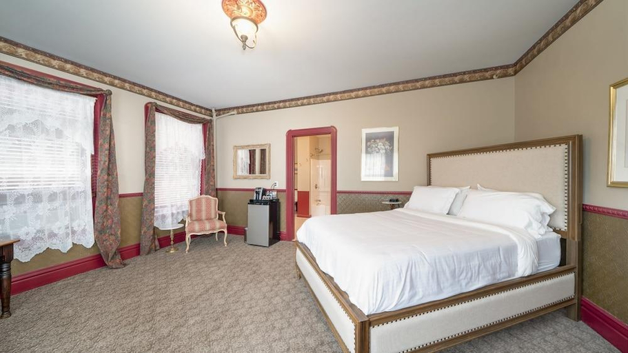 Bedroom 3, Naples Hotel, Ontario
