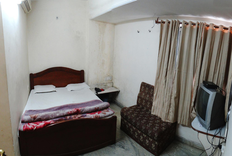 Bedroom 3, Hotel Vishnu Villas, Bhopal