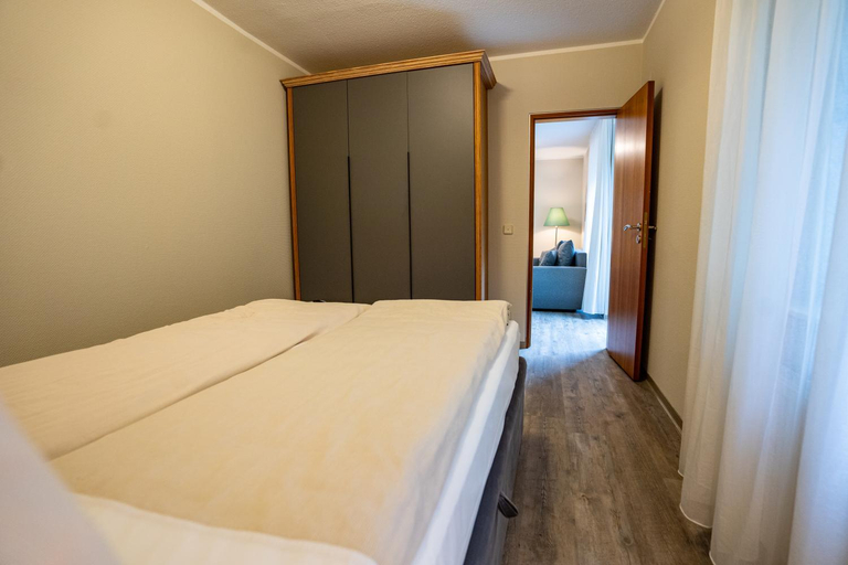Bedroom 5, Hotel CityHome am Kurpark, Lippe