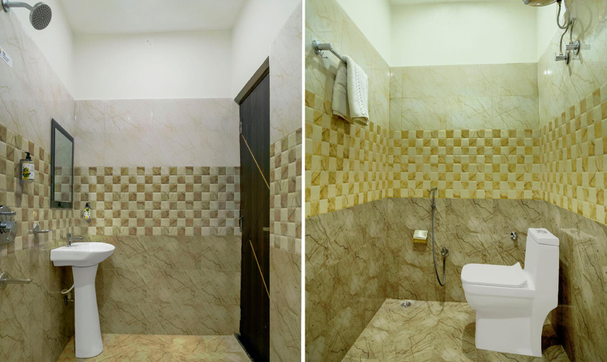 Bathroom 4, Treebo NPS Grand, Ranchi