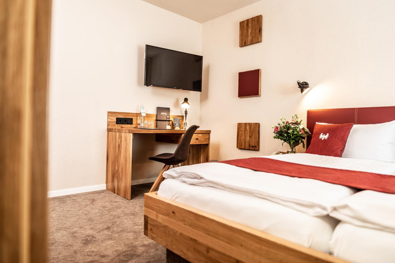 Bedroom 3, Gasthof Adler Ziemetshausen, Günzburg