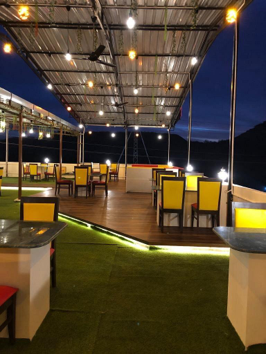 Food & Drinks 5, WanderCrew, Kullu