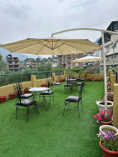 Food & Drinks 2, Hotel Park Residency Manali, Kullu