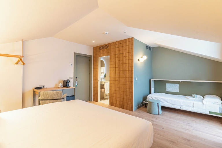 Bedroom 5, Hotel Los Pasiegos, Cantabria