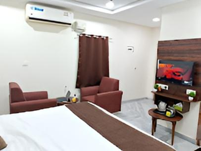 Others 3, MK Luxe, Nellore