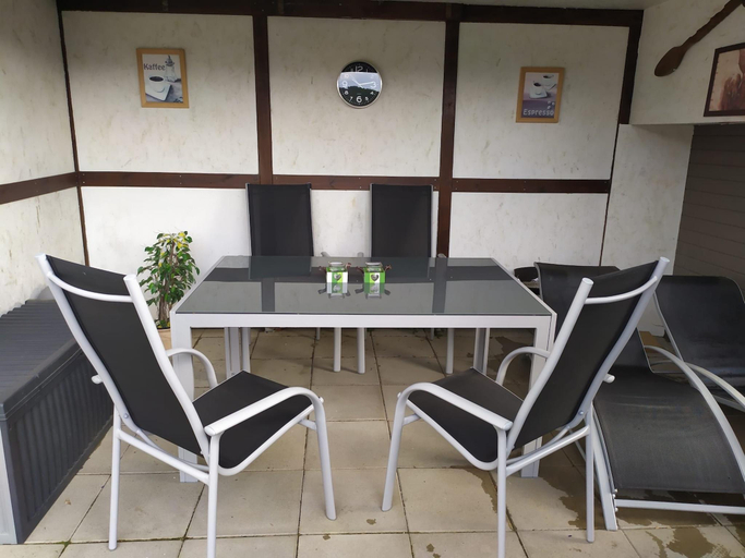 Others 5, frisch renoviertes Ferienhaus in Meschede-Hennesee, Hochsauerlandkreis
