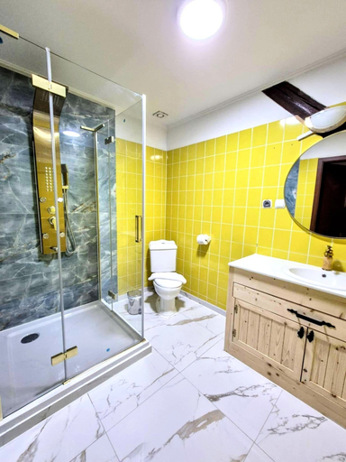 Bathroom 3, Dwór Górny, Kłodzko