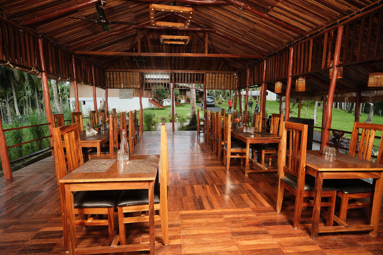 Food & Drinks 3, Rainforest - Cottages, Cafe & Jacuzzi, South Andaman