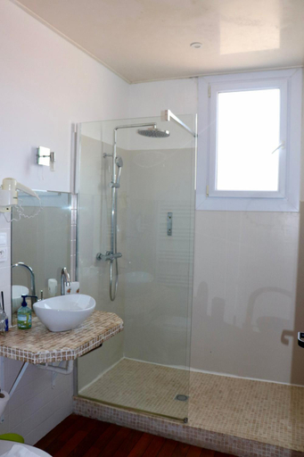 Bathroom, Hotel Ocean, Landes