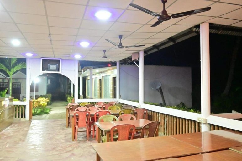 Food & Drinks, Moon Shine Garden Resort, South Andaman