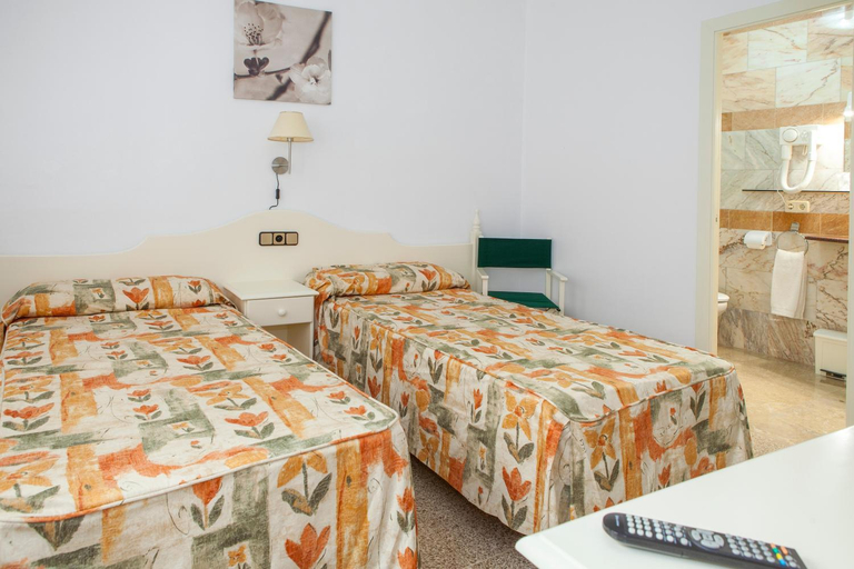 Bedroom, Hotel Agora, Girona