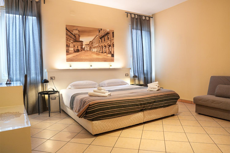 Bedroom 2, SMART HOTEL, Ferrara