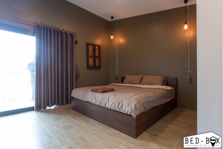 Bedroom 2, Bed Box, Pra Thai