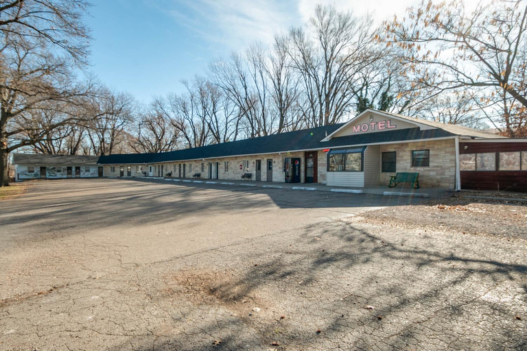 Exterior & Views 1, Simmer Motel, Pottawatomie