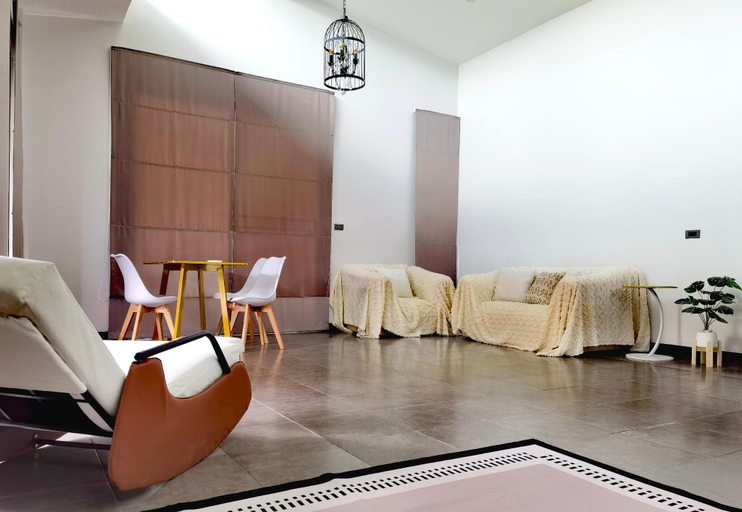 Bedroom 2, The Thonglor Retreat, Wattana