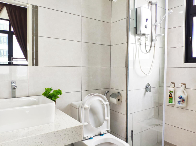 Bathroom 3, Conezion IOI Resort City by Salaam Suites, Kuala Lumpur