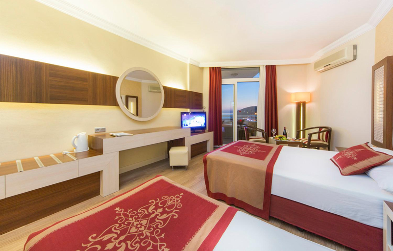 Bedroom 3, Beach Club Doganay Hotel - All Inclusive, Alanya
