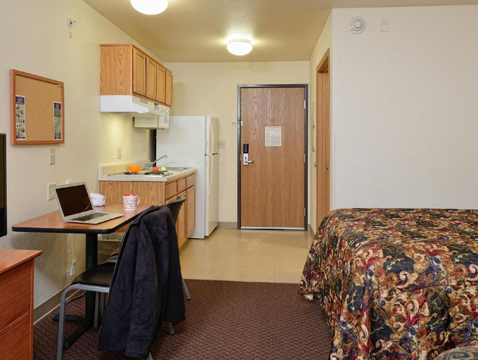 Bedroom 2, WoodSpring Suites El Paso, El Paso