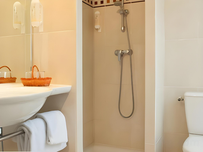 Bathroom, Hotel Elysees Opera, Paris