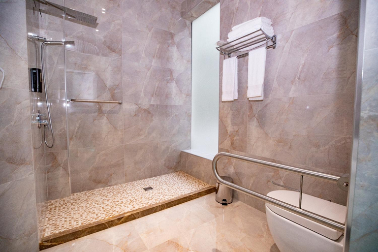 Bathroom 4, Metro Hotel Tirana, Tiranës