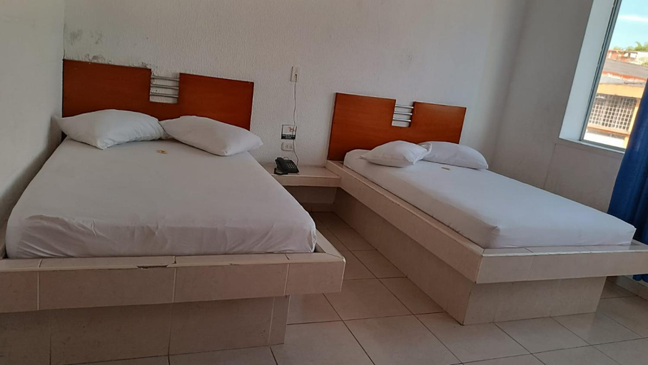 Bedroom 4, Hotel Ibiza, Armenia